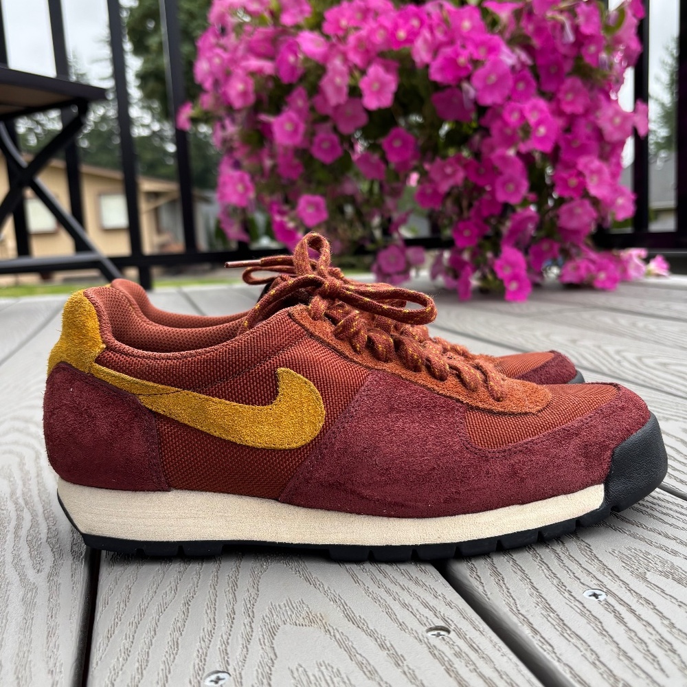 Nike Air Lava Dome 2.4 Henna/Dark Gold Leaf-Dark Team Red 329476‎ Men's Size 9